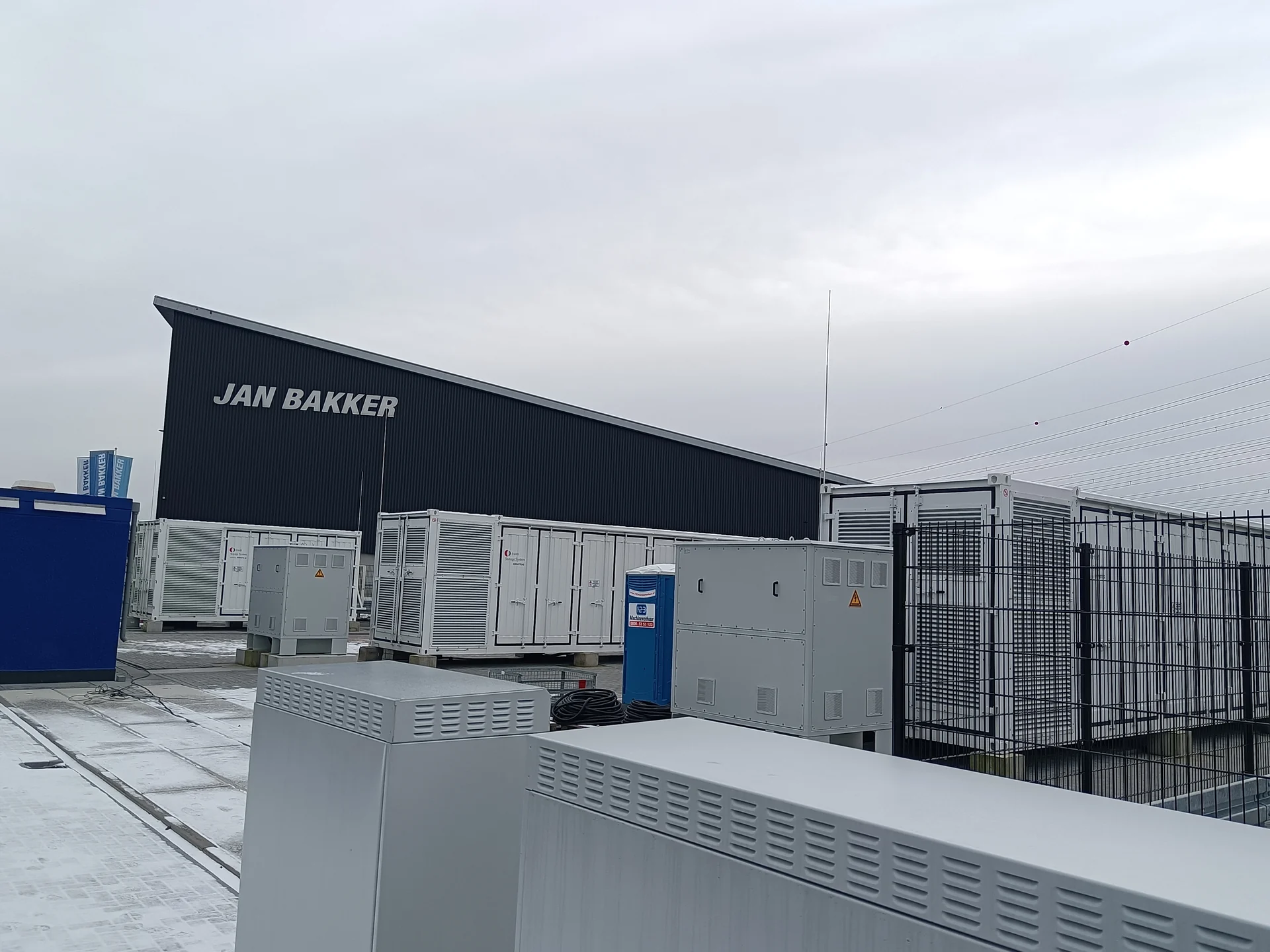 Referenzprojekt: Batteriespeicher-Installation auf einem Gewerbegelände in Hattemerbroek, Niederlande